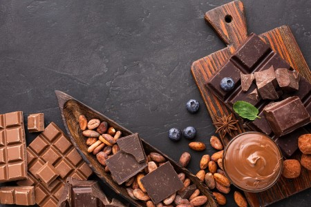 Ciocolata neagra - ce este, ingrediente, beneficii si contraindicatii